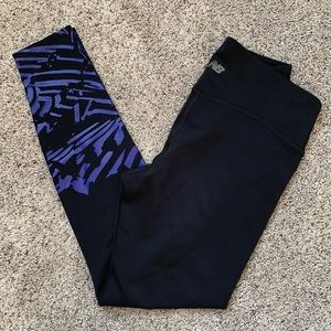 New Balance Dry Mid Rise Athletic Leggings